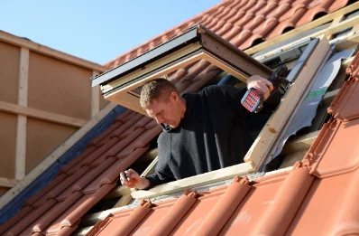 Pose de fenêtres de toit Velux à Aureville